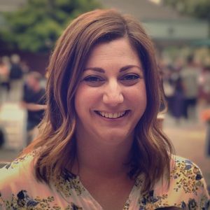 Meet your Posher, Dina